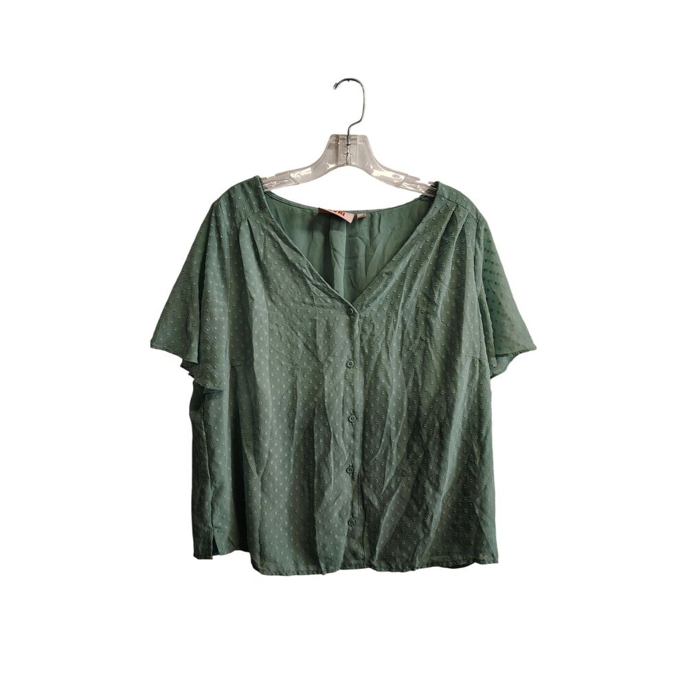 EVRI 0X Women's Sage Green Short‎ Sleeve V-Neck Button Up Top